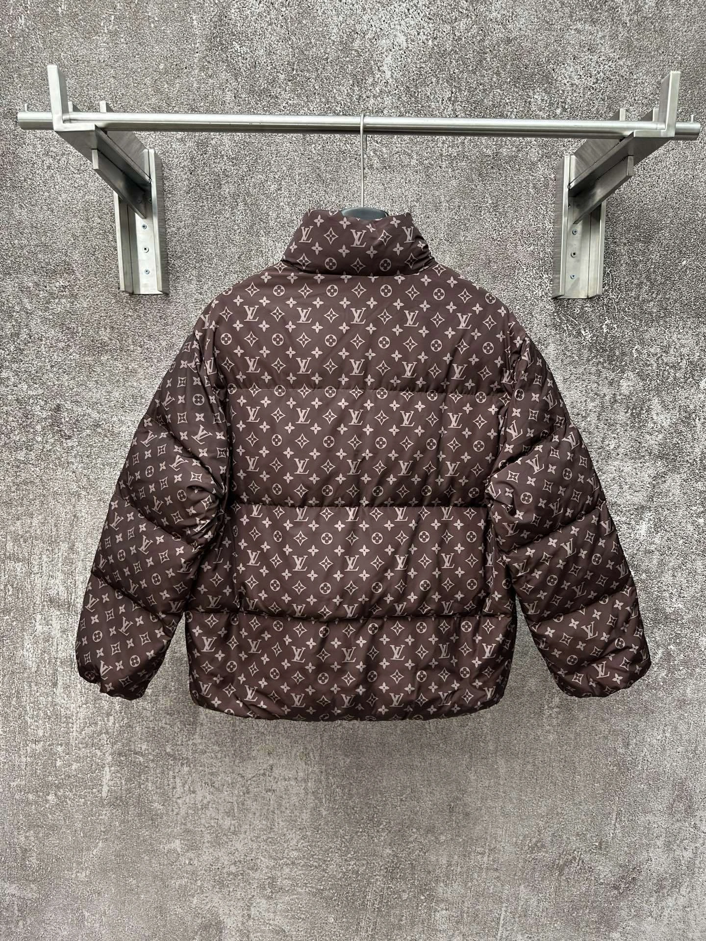 wg.luxury-- 8V Down jacket item: E-F431J1718